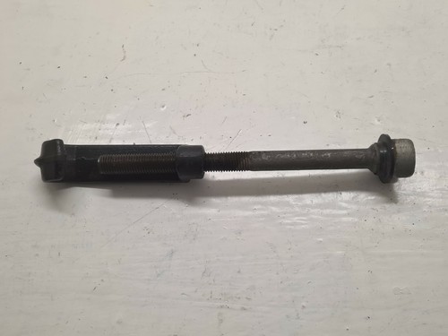 Système attache roue - , de